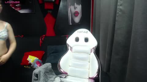 Snapshot of sailor_moon07 chatting on January 2025 10:08:02 PM sailor online show from January 2025 10:08:02 PM