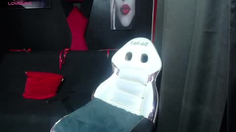 Snapshot of sailor_moon07 chatting on February 2025 03:19:01 AM sailor online show from February 2025 03:19:01 AM