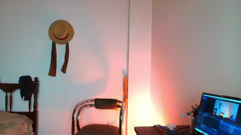 Sindy Scott online show from July 2026 10:16:01 PM