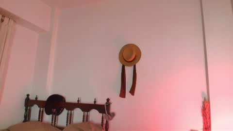 Sindy Scott online show from July 2026 07:27:02 PM