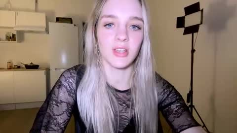 Sofia online show from March 2025 06:11:01 PM