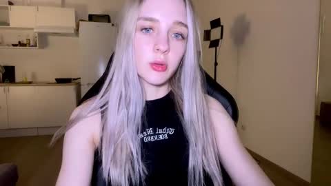 Sofia online show from March 2025 07:14:01 PM