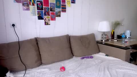 Sofia online show from October 2025 09:41:01 AM