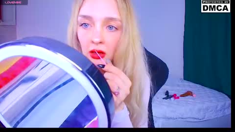 Sofia online show from June 2026 09:17:02 PM