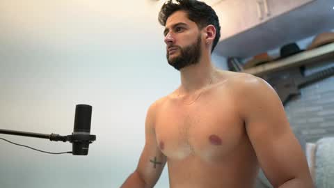 saimon  online show from February 2025 11:48:01 PM