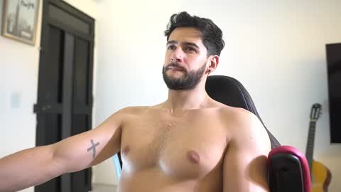 saimon  online show from November 2025 09:02:02 PM