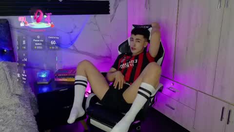 Snapshot of saimonvela chatting on May 2026 08:31:01 AM Juan online show from May 2026 08:31:01 AM