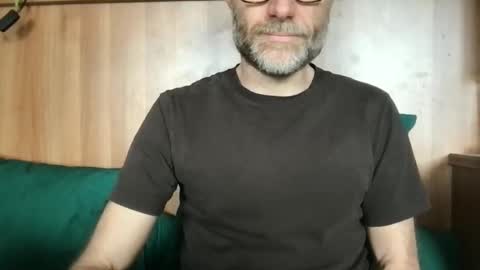 Snapshot of saint009 chatting on April 2026 11:57:01 AM saint009 online show from April 2026 11:57:01 AM