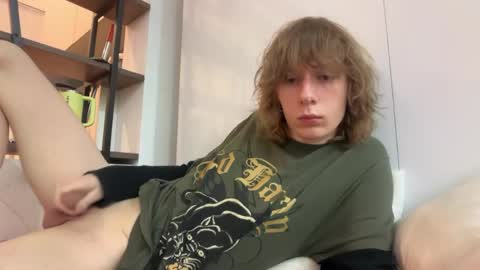 Snapshot of saintfawn chatting on April 2026 04:46:02 PM saintfawn online show from April 2026 04:46:02 PM