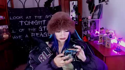 Snapshot of sakaexxx chatting on December 2025 09:00:02 PM online show from December 2025 09:00:02 PM