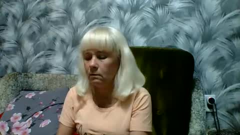 sakura_blonde online show from October 2025 03:29:02 PM