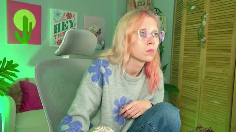 sakurabliss online show from November 2025 05:01:02 PM