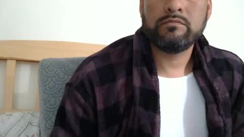 Snapshot of sal_cumplaciente chatting on April 2026 06:01:01 PM sal cumplaciente online show from April 2026 06:01:01 PM