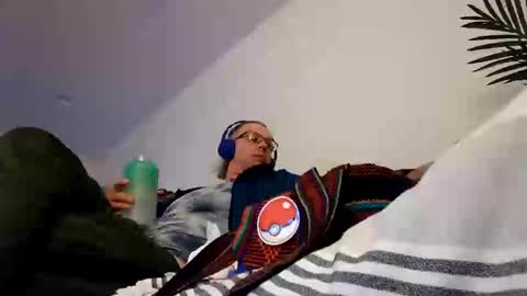 salis1981 online show from January 2025 01:44:01 AM