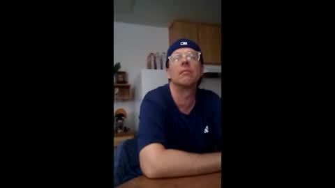 Snapshot of salis1981 chatting on May 2026 08:07:02 PM salis1981 online show from May 2026 08:07:02 PM