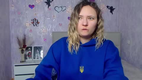 Sally online show from February 2025 06:54:02 PM