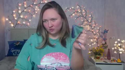 Snapshot of sallyverda chatting on April 2026 06:34:01 PM Sally online show from April 2026 06:34:01 PM