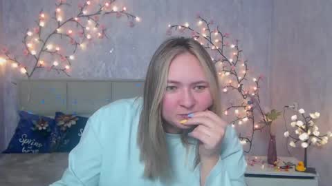 Snapshot of sallyverda chatting on April 2026 06:47:01 PM Sally online show from April 2026 06:47:01 PM