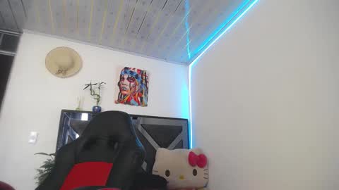 Snapshot of salo_hot01 chatting on February 2025 06:19:02 PM SALO HOT online show from February 2025 06:19:02 PM