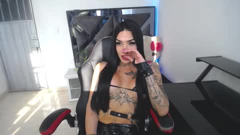 Snapshot of salo_hot01 chatting on February 2025 09:23:01 PM SALO HOT online show from February 2025 09:23:01 PM