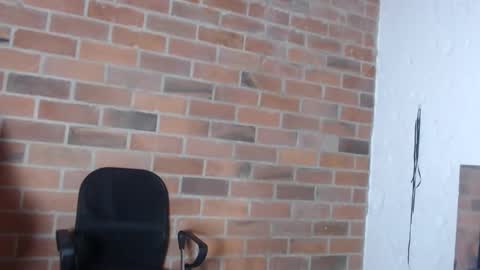   online show from February 2025 01:59:02 AM