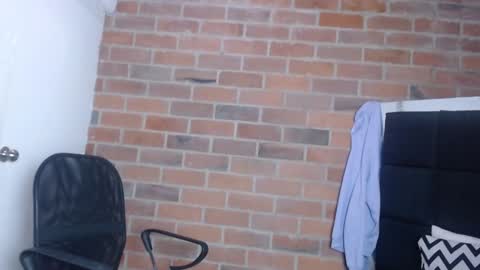   online show from January 2025 09:30:01 PM