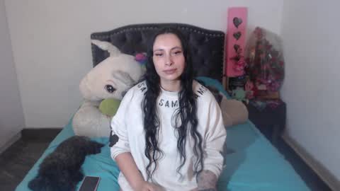 yenny online show from November 2025 03:16:02 AM