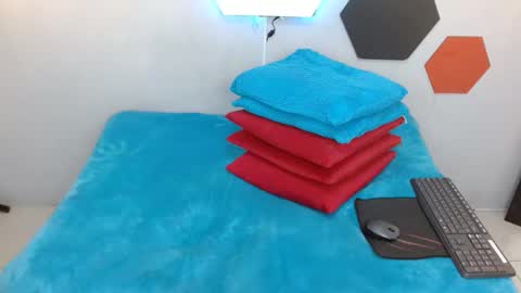 martina online show from February 2025 05:15:02 AM