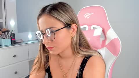 Salome online show from March 2025 01:42:02 AM