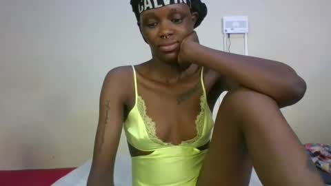 Snapshot of saltysugar20 chatting on June 2026 02:11:02 AM Sugarbabe online show from June 2026 02:11:02 AM