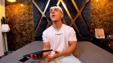 SALVATORE online show from January 2025 02:18:01 PM