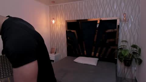 SALVATORE online show from January 2025 02:28:01 PM