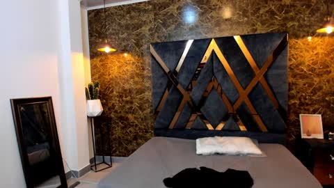 SALVATORE online show from January 2025 02:14:01 PM