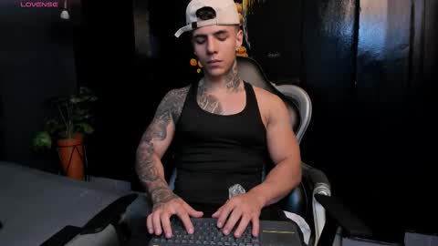 SALVATORE online show from November 2025 05:46:02 PM