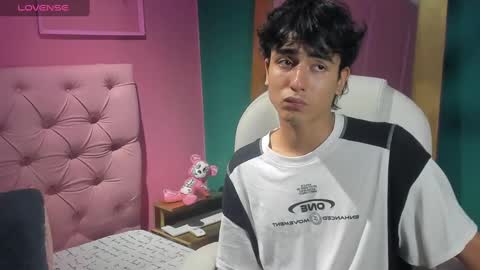 salvatore  online show from December 2024 10:51:02 PM