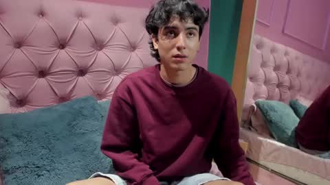 salvatore  online show from December 2024 08:15:01 PM