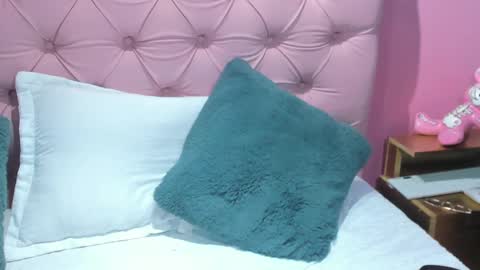 salvatore  online show from December 2024 09:45:02 PM