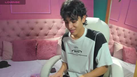 salvatore  online show from January 2025 04:44:02 AM