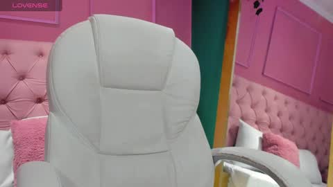 salvatore  online show from January 2025 04:33:02 AM