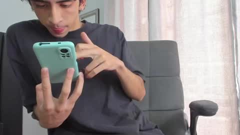 salvatore  online show from February 2025 02:54:01 PM