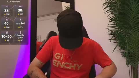 Snapshot of salvatore_muller chatting on September 2025 11:43:01 PM Salvatore  online show from September 2025 11:43:01 PM