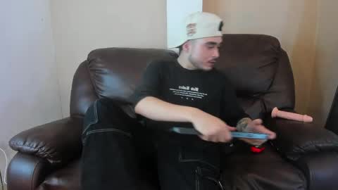  Salvatore online show from April 2026 10:24:02 PM