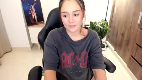 Samy cherry online show from November 2025 05:23:02 PM