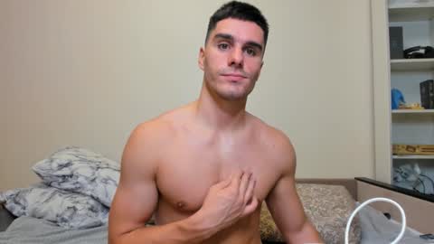 Snapshot of sam_huston18 chatting on December 2024 03:40:02 AM BACK IN 2 WEEKS online show from December 2024 03:40:02 AM