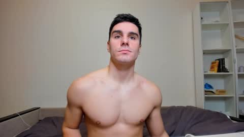 Snapshot of sam_huston18 chatting on January 2025 01:16:02 AM BACK IN 2 WEEKS online show from January 2025 01:16:02 AM