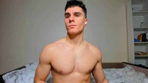 Snapshot of sam_huston18 chatting on January 2025 10:27:02 PM BACK IN 2 WEEKS online show from January 2025 10:27:02 PM