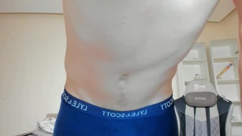 Snapshot of sam_huston18 chatting on February 2025 04:37:02 AM BACK IN 2 WEEKS online show from February 2025 04:37:02 AM