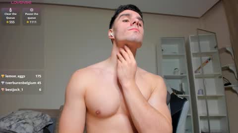 Snapshot of sam_huston18 chatting on February 2025 02:53:01 AM BACK IN 2 WEEKS online show from February 2025 02:53:01 AM