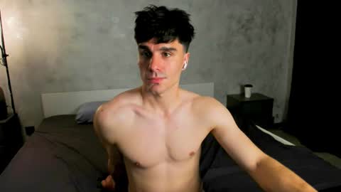 Snapshot of sam_huston18 chatting on July 2026 11:29:01 PM BACK IN 2 WEEKS online show from July 2026 11:29:01 PM
