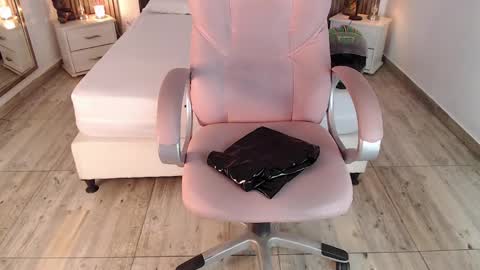 SAM MANSON online show from January 2025 12:05:02 PM